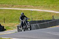 cadwell-park;cadwell-park-photographs;cadwell-trackday-photographs;enduro-digital-images;event-digital-images;eventdigitalimages;peter-wileman-photography;racing-digital-images;trackday-digital-images;trackday-photos